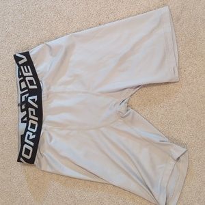 Devoropa boys small compression shorts
